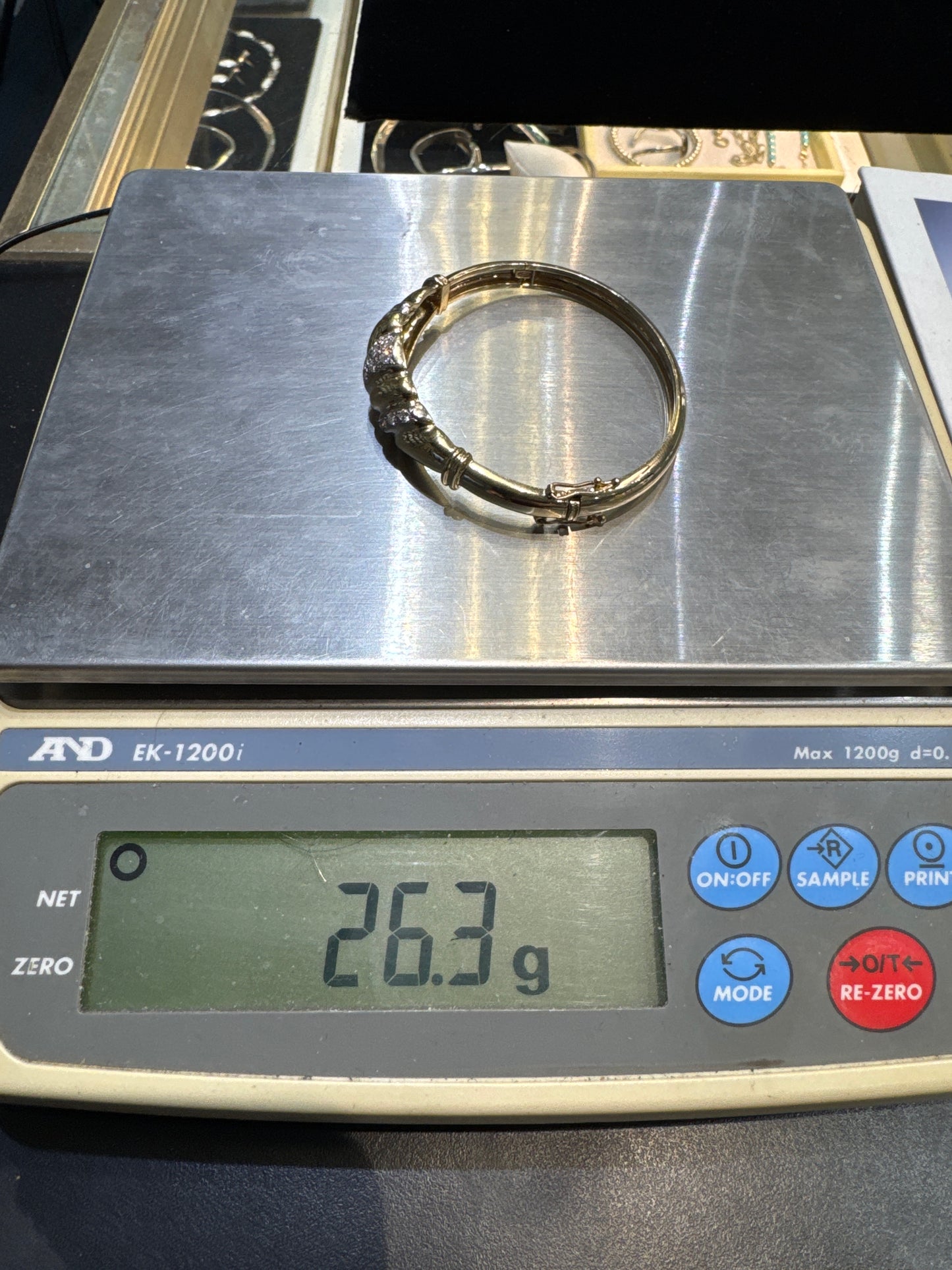 14k Gold Italian Made Diamond Bangle Bracelet .50 Carats F/Vs Excellent