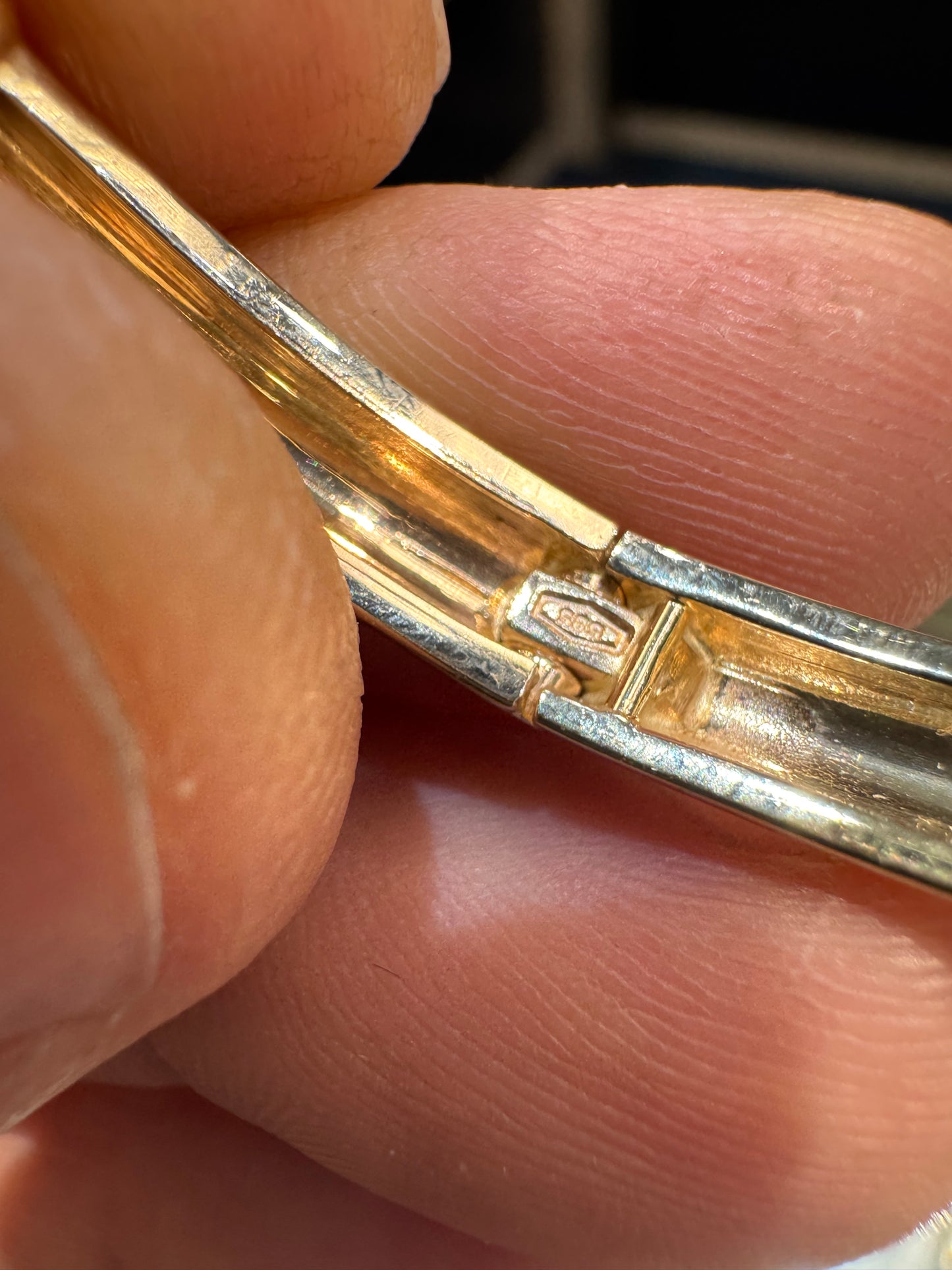 14k Gold Italian Made Diamond Bangle Bracelet .50 Carats F/Vs Excellent