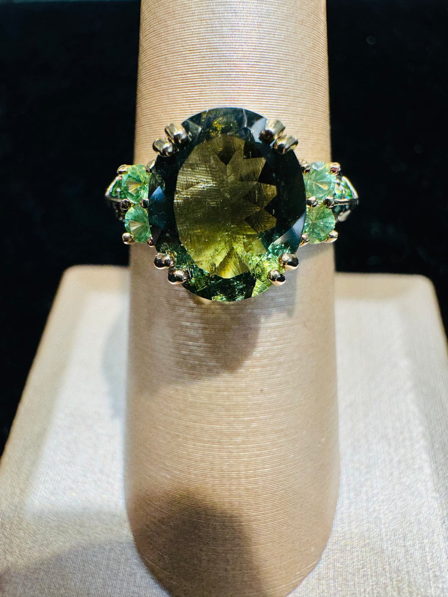 10k Moldavite Gemstone Ring Thailand Nice 3.5 Carats