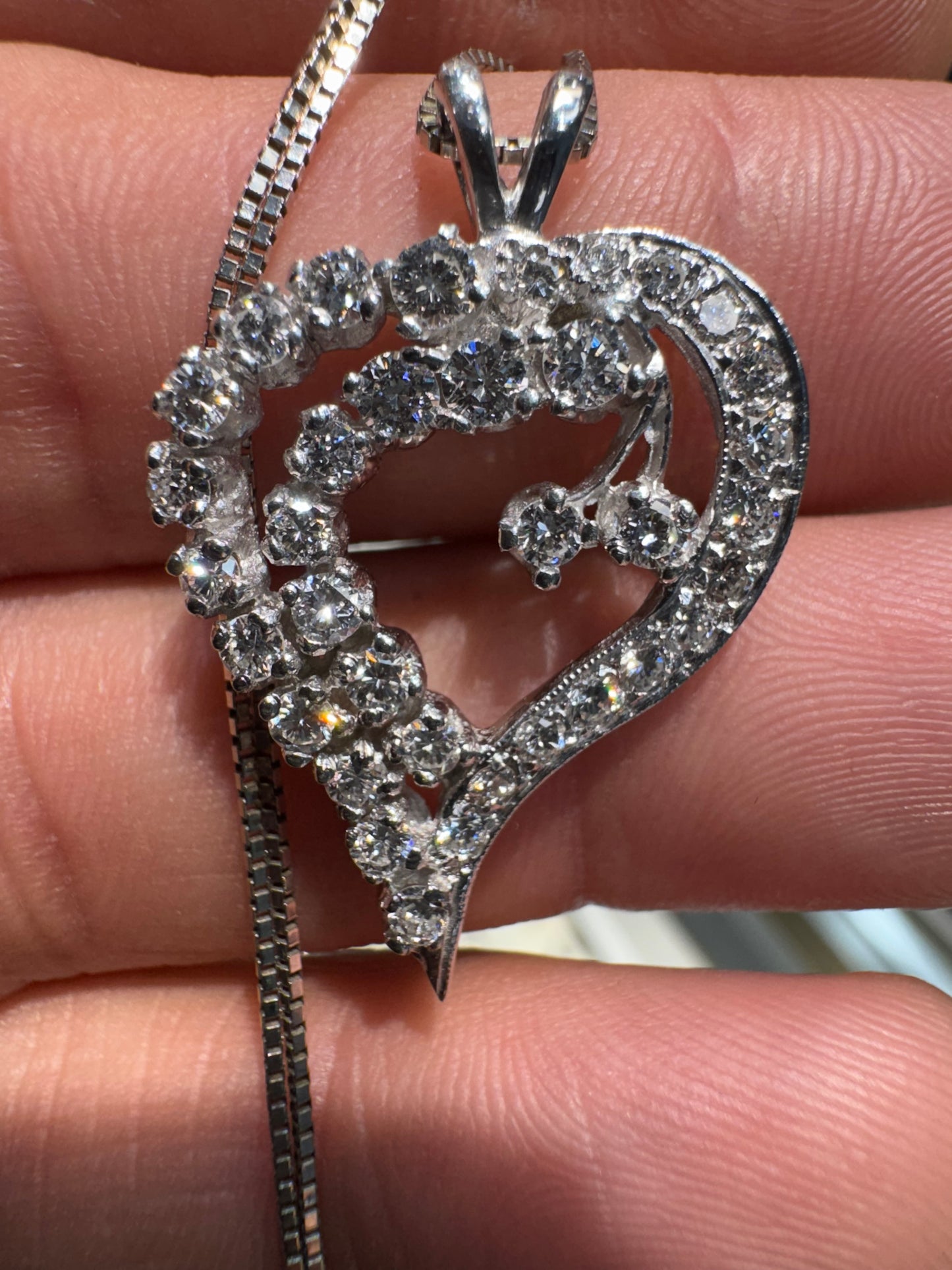 14k White Gold F/Vvs 1.53 Carat Natural Custom Vintage Diamond Heart Pendant