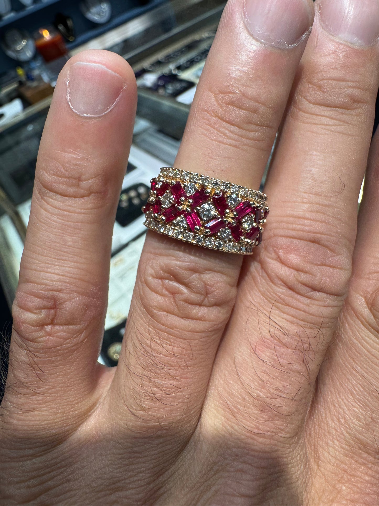 EFFY 14k Yellow Gold Ruby & Diamond Ring Band Natural 2.25 Carats Size 8 Nice