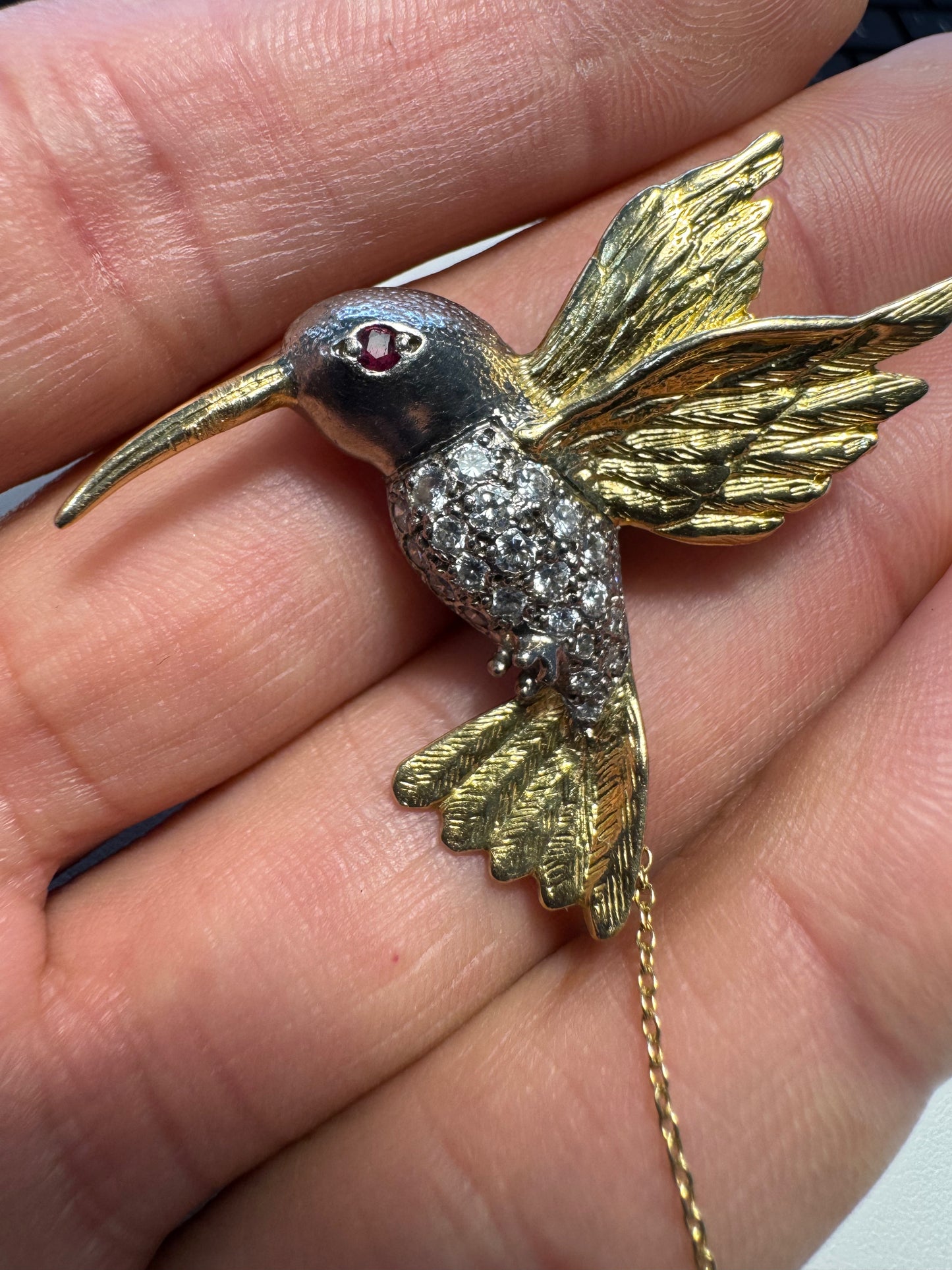 18k Gold Sculpted Hummingbird Brooch 1ct Diamond and Ruby Pendant Nice .80 Carat
